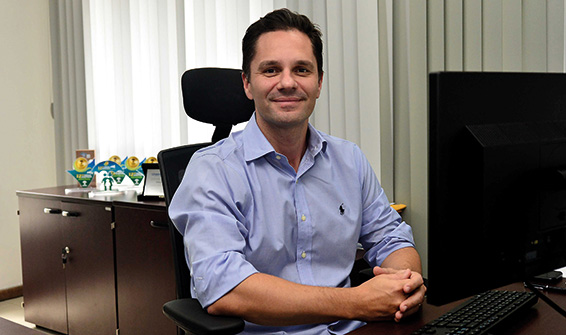 Ribeiro,Daniel(Fumpres) 24ago 01(JeffersonPeixotoSecomPms)