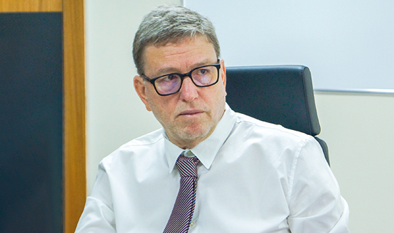 Rodrigues,AlcineiCardoso(Previc) 24out 01